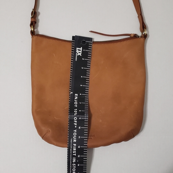 MARGOT Remy Leather Hobo Crossbody Bag - Picture 5 of 7